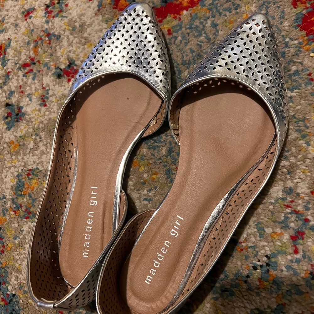Steve Madden Silver Ballet Flats